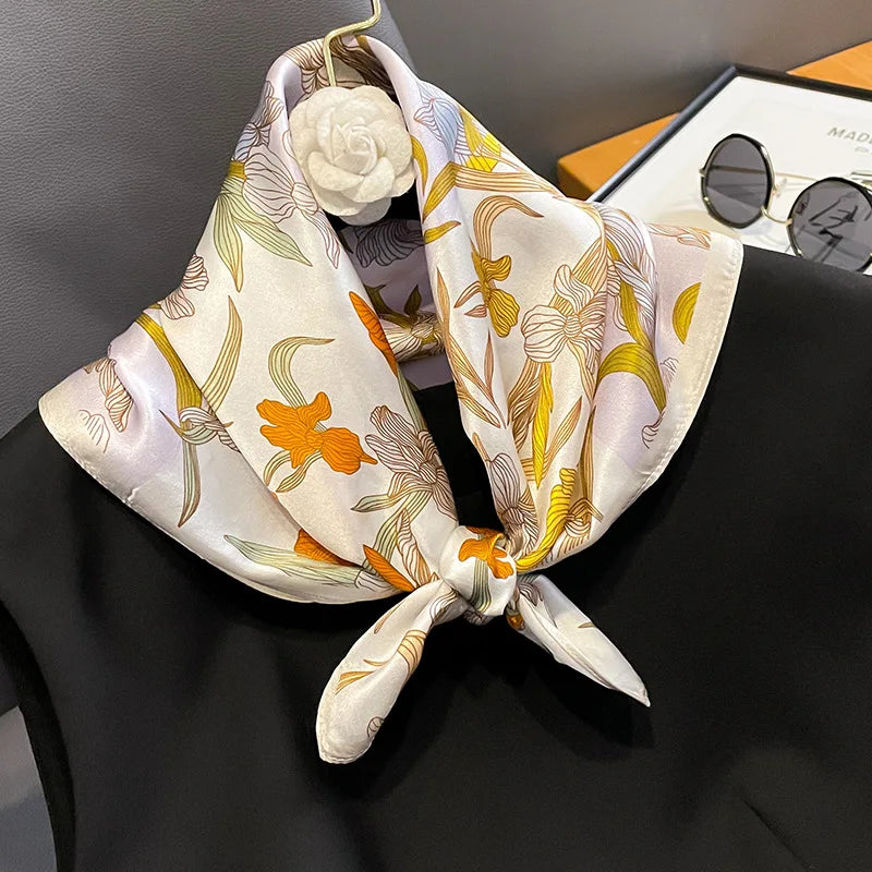 Hunde-Seidentuch „Royal Paw“ – 100% reine Seide